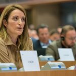 Roberta Metsola, la nuova presidente maltese dell'Europarlamento parla anche italiano